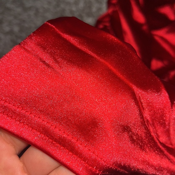 Small red tight mini dress, from Better Be - Picture 7 of 8